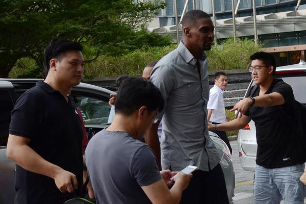 津媒：沈夢(mèng)雨收獲旅英生涯首球，或提升她在主帥心中的印象分
