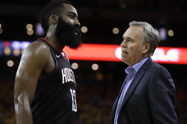 [流言板]ESPN：蔡恩經(jīng)紀人無意在交易截止日前推動鵜鶘將其交易