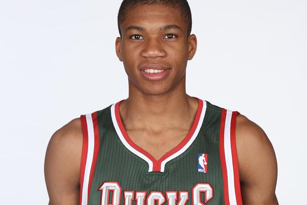 NBA官方更新東部實(shí)力榜：騎士第1 魔術(shù)第3 步行者&綠軍暴跌8